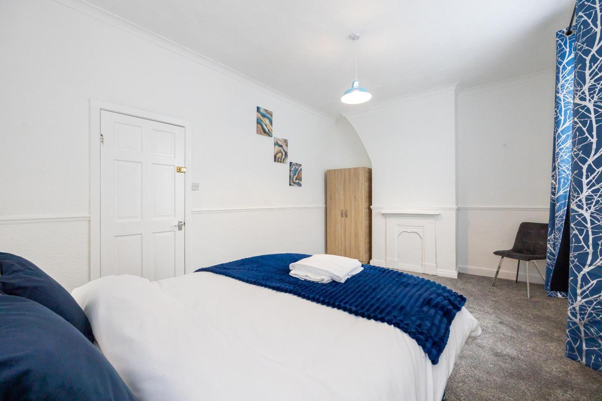 Holiday home Cosy Four Bedroom Terrace *